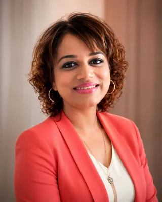 Dilshara Perera — Founder of Blooms Boutique